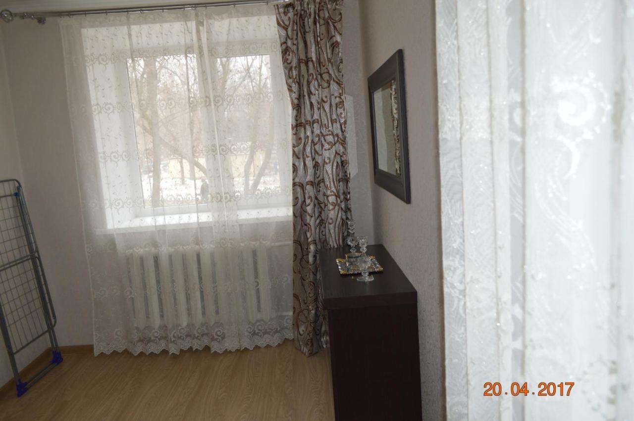 Apartments On Prospekt Oktyabrya 乌法 外观 照片